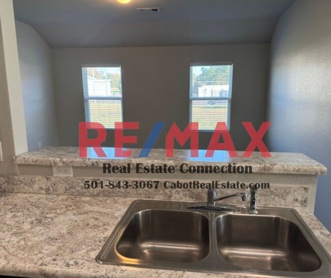 Photo - Sorry No Smoking and No Pets Permitted