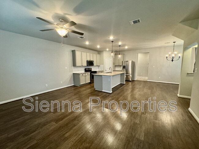 Photo - 120 Buckthorn Dr