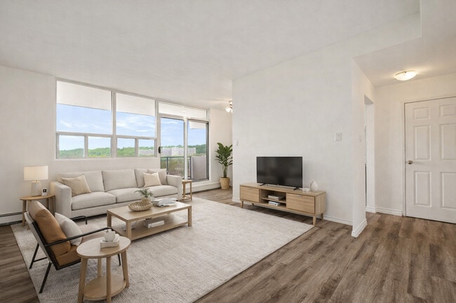 Building Photo - Glen Valley Apartments