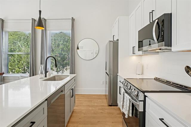 Photo - 6418 Maple Ave Unit 304