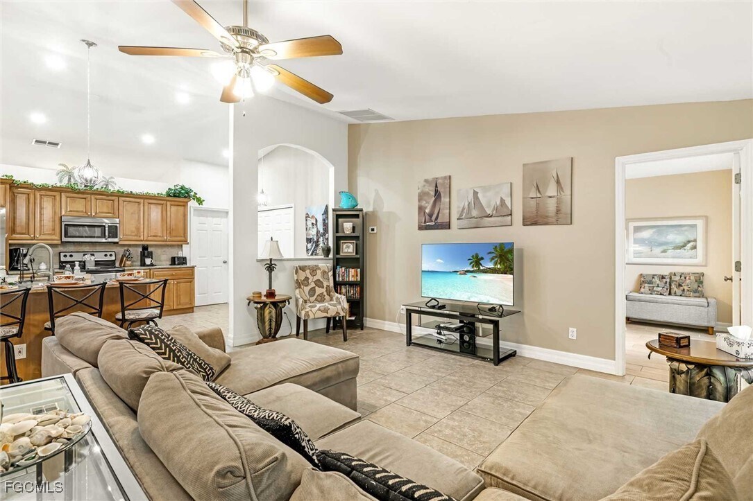 Photo - 4534 SW 5th Pl