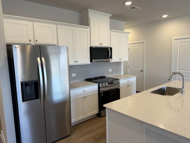 Photo - 7269 Mulberry St