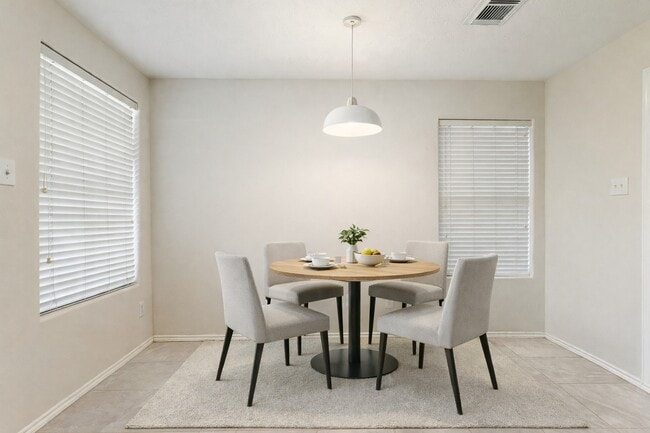 Photo - 2922 Katy Briar Ln