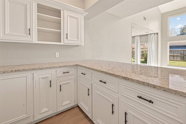 Photo - 1709 Coles Farm Dr