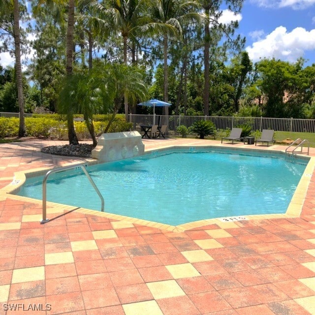 Building Photo - 8255 Ibis Club Dr Unit 508
