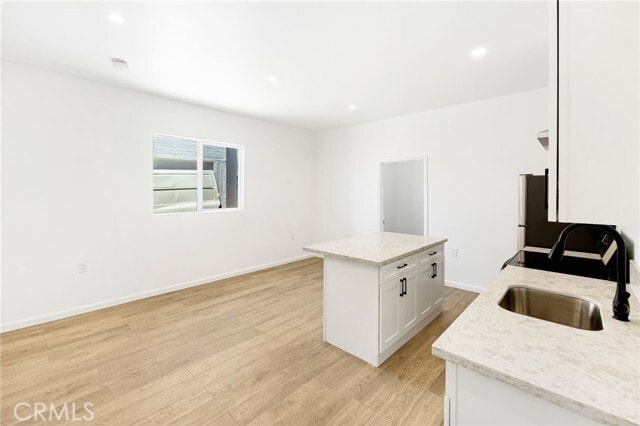 Photo - 1375 N Mentor Ave