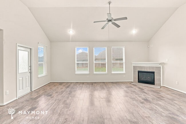 11307 Huntcrest Ln