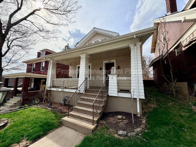 Building Photo - 1818 Kleber St