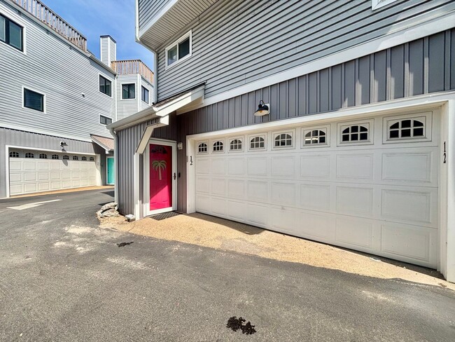 Stunning Condo Near Chesapeake Bay - Stunning Condo Near Chesapeake Bay