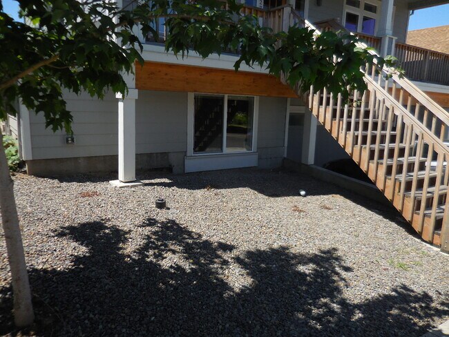 Photo - 7227 N Albina Ave