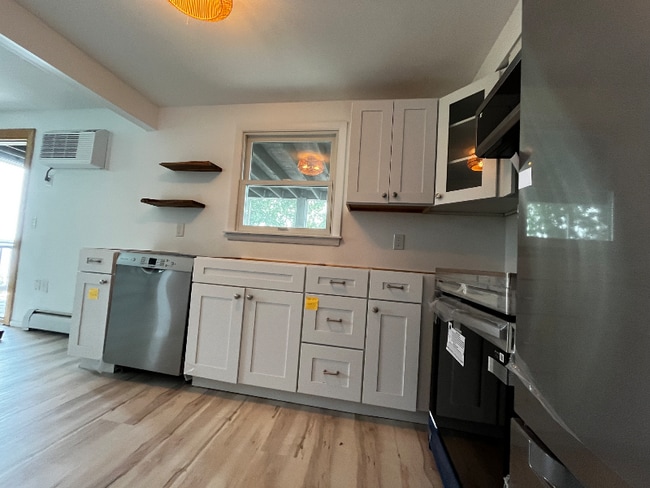 Photo - 240 Narragansett Ave Unit 1