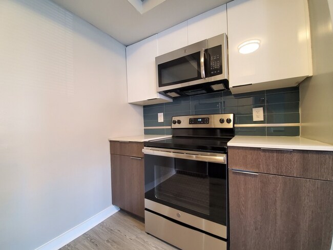 Photo - Discover the Charm of Tremont Court Apartments!