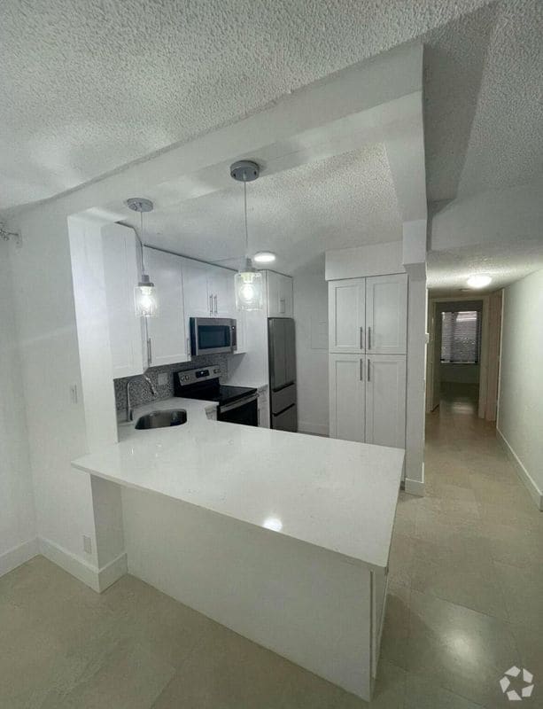 Building Photo - 205 Foxtail Dr Rental