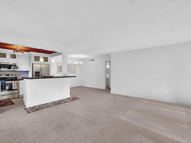 Photo - 524 Osprey Dr Unit 11b