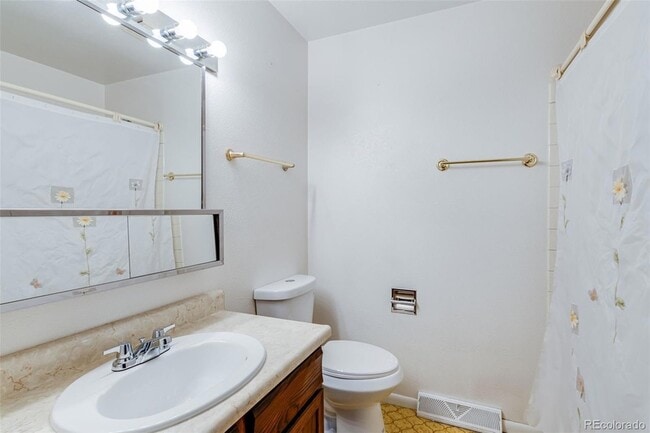 Photo - 2573 S Rifle St