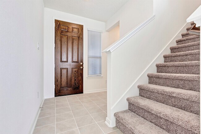 Photo - 9423 Castillo Ct