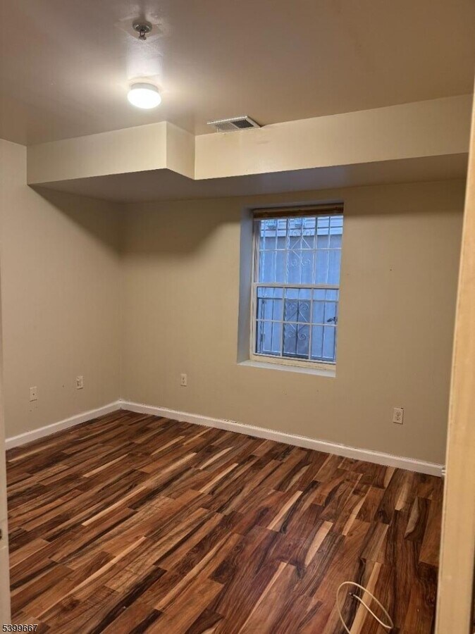 Photo - 39 Hedden Terrace