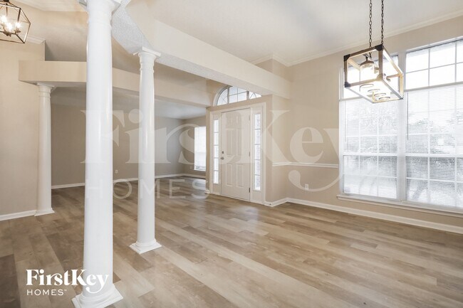 Photo - 5204 Oxford Crest Dr