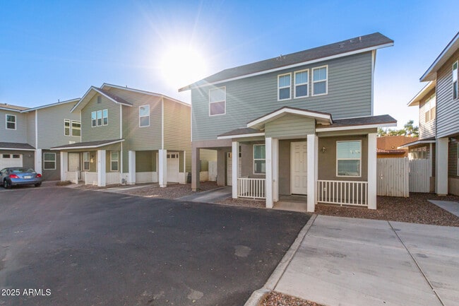 Photo - 3218 W Glendale Ave