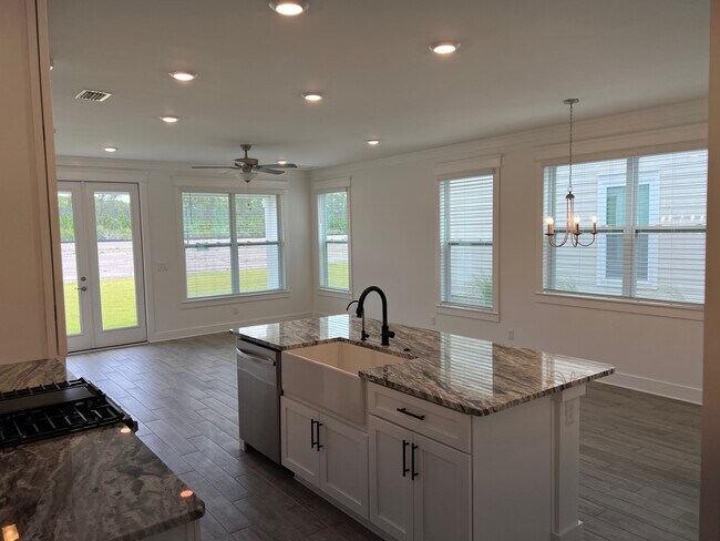 Photo - 821 Breakfast Point Blvd