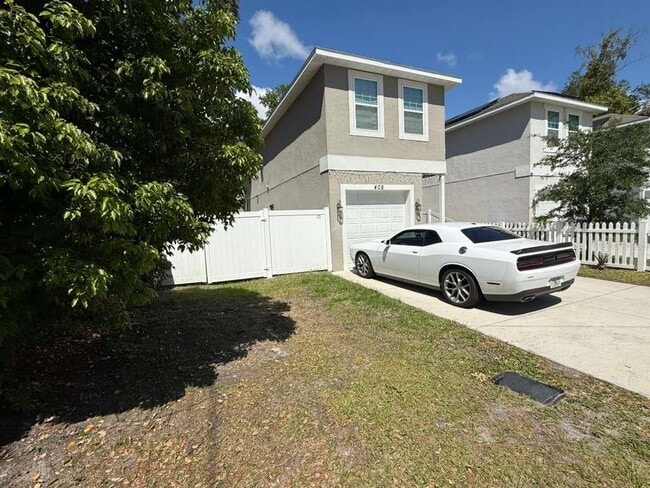 408 N Finley Ave