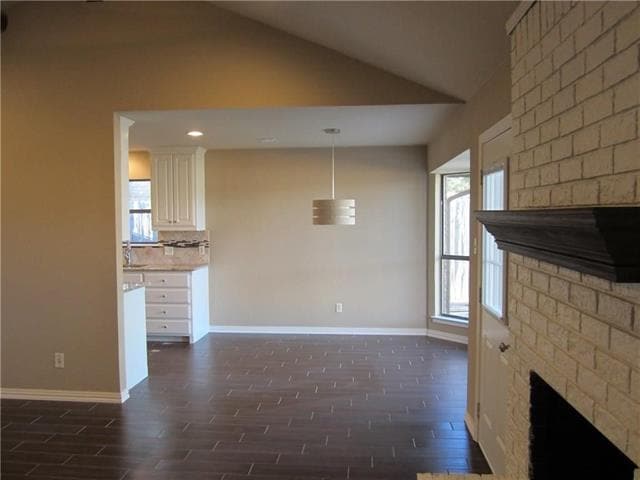 Photo - 209 Ginger Ln