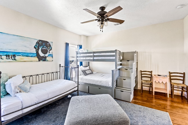 Photo - 14204 Miramar Dr