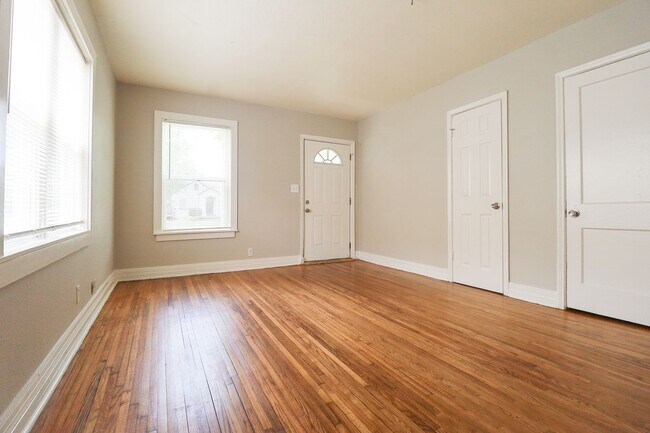 Photo - Newly Renovated Duplex! Unit 1419