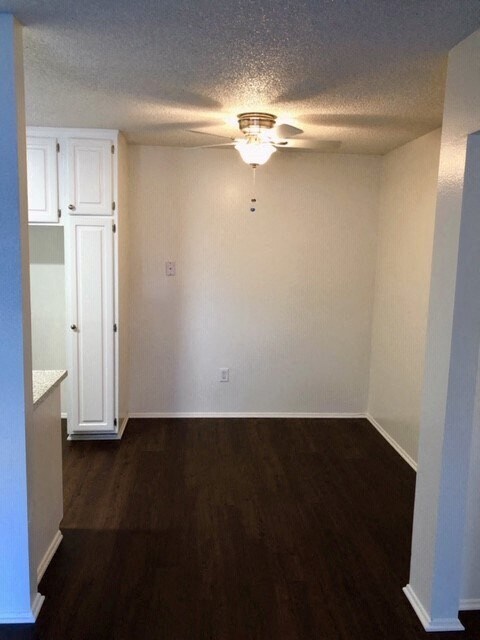 Las Casitas Apartments
