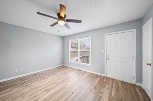 Photo - 3 Bedroom 1 Bath Home - Recently Refreshed