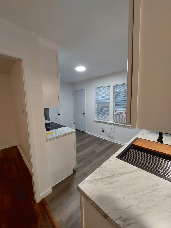 Photo - 335 Valley Dr