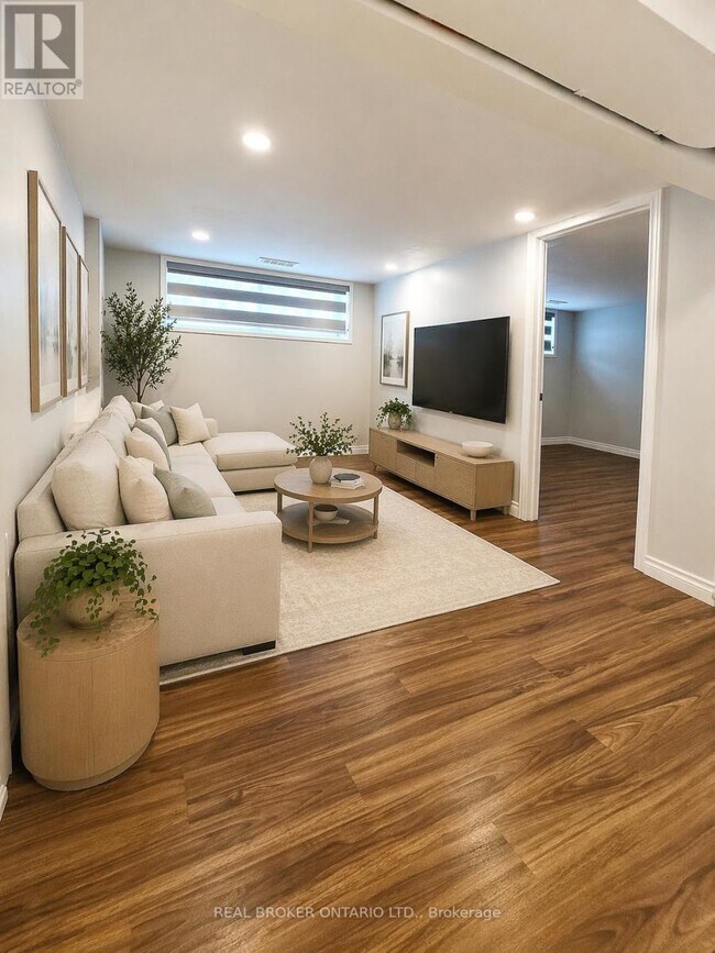 Photo - 5285 Woodhaven Ct