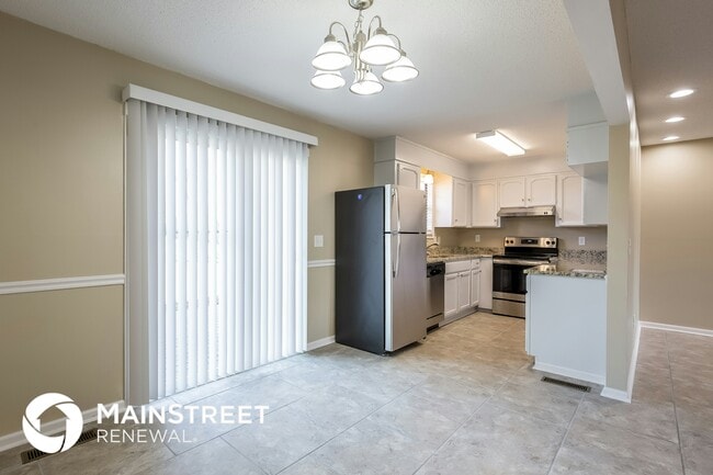 Photo - 496 Anna Dr