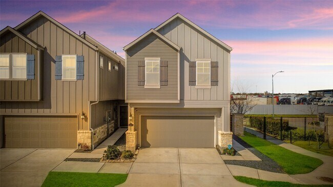 Photo - 14810 Slow River Ave