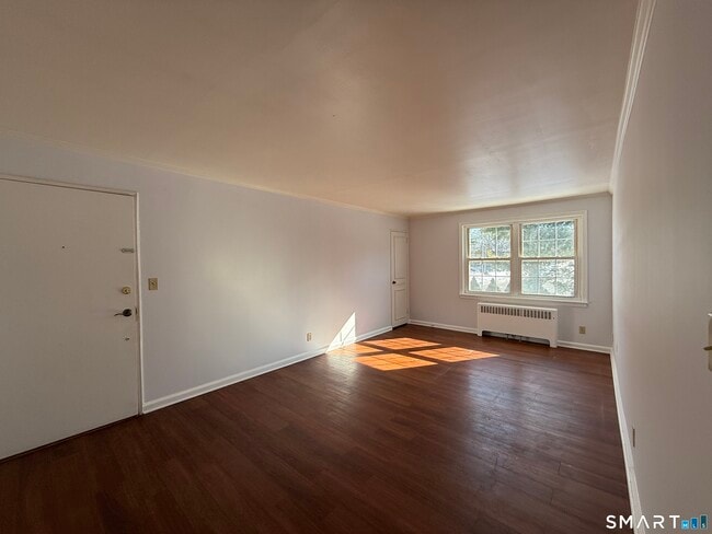 Photo - 1084 E Main St Unidad APT 3