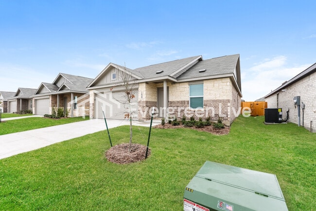 Photo - 1625 Sparrow Hawk Rd