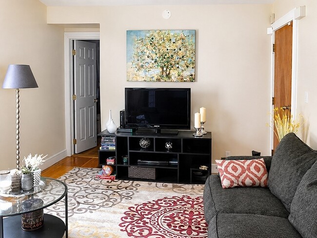 Photo - 1512 Hyde Park Ave Unit 1