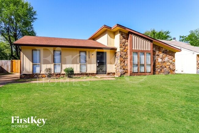 Photo - 6052 Scarlet Leaf Dr