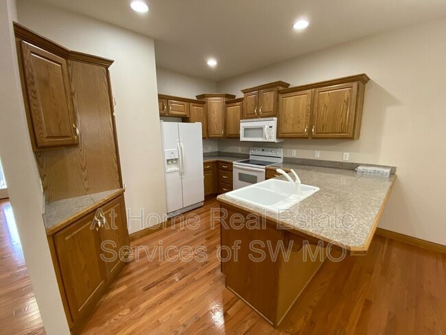 Photo - 5617 N 17th St Rental