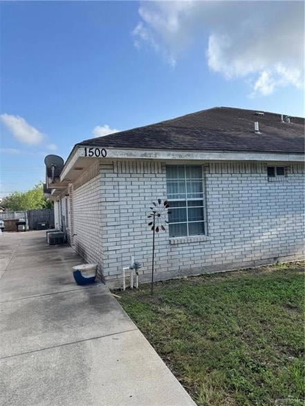 Building Photo - 1500 W Prosperity Dr Unit B