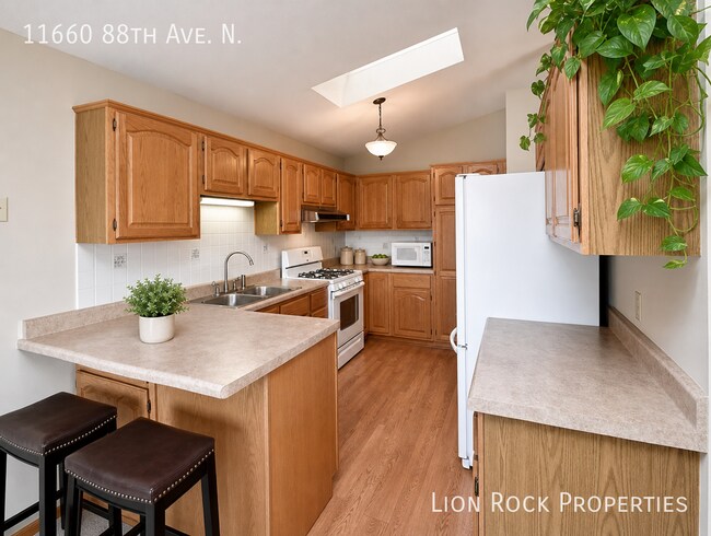 11660 88th Ave N