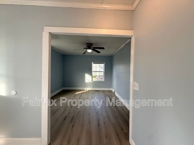 Photo - 307 Oneida St