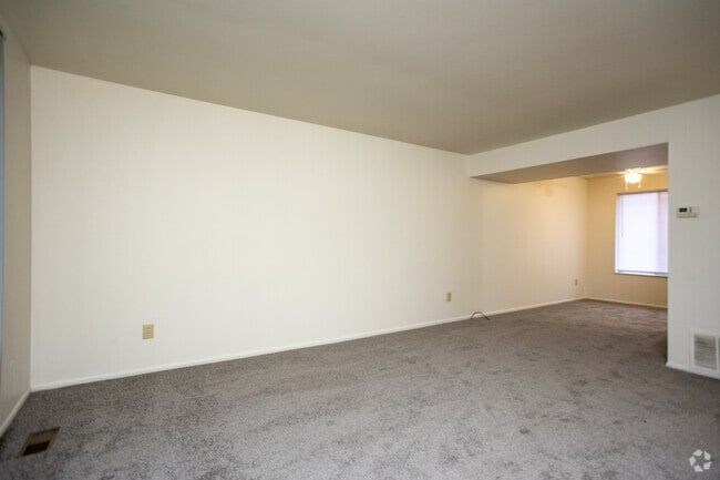 2BR, 1.5BA - 1,178 SF