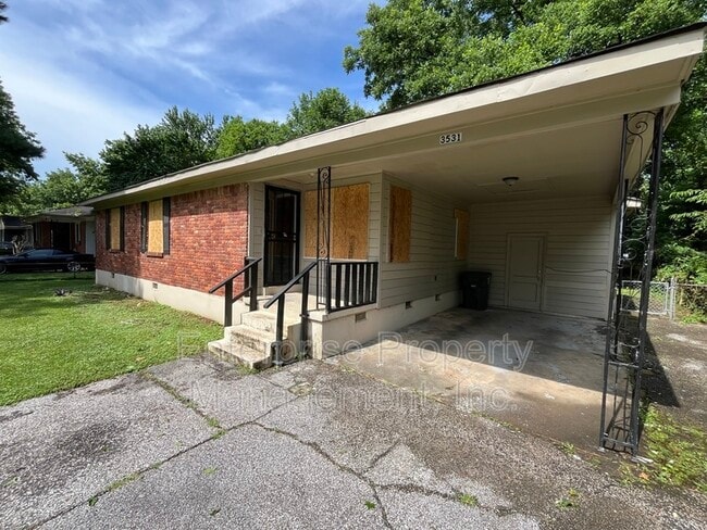 Photo - 3531 Gowan Dr