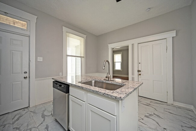 Photo - 6116 Conover St Unit 1