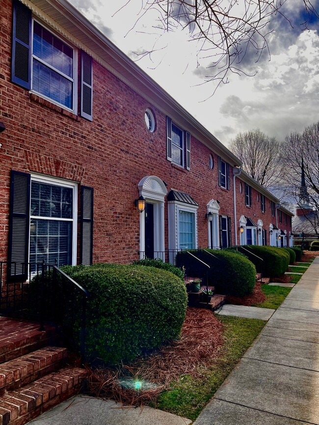 Building Photo - Park Place Rental