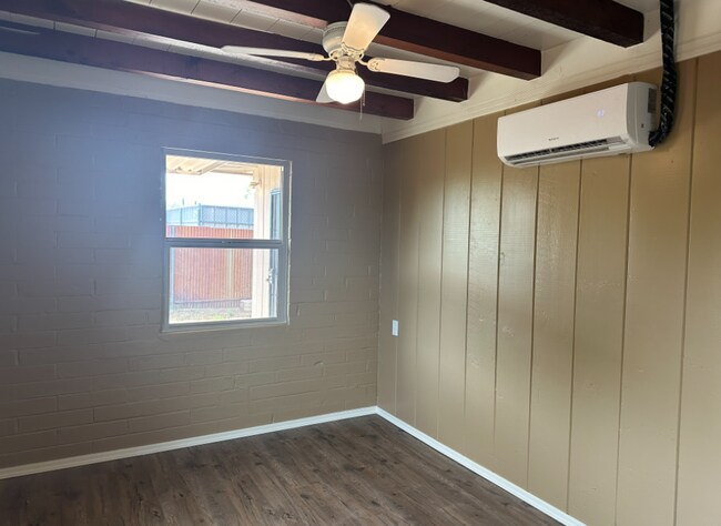 Photo - 1651 N Magnolia Ave