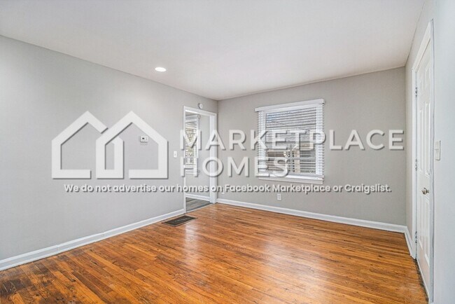 Photo - 509 Woodward Ave SE