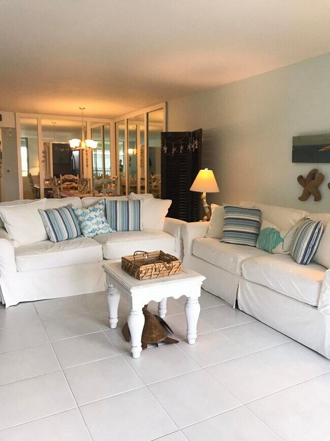 Photo - 740 E Ocean Ave