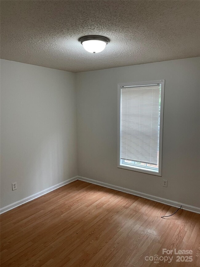 Photo - 56 Tribune Ave SW Unit C